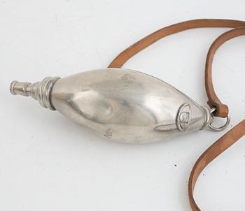 Flintlock pistol, 19th Century, and powder horn.