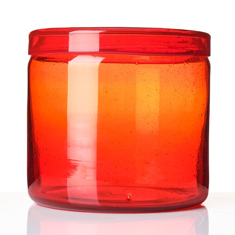 A red glass vase / flowerpot, probably Erik Höglund, second part of the 20th century.