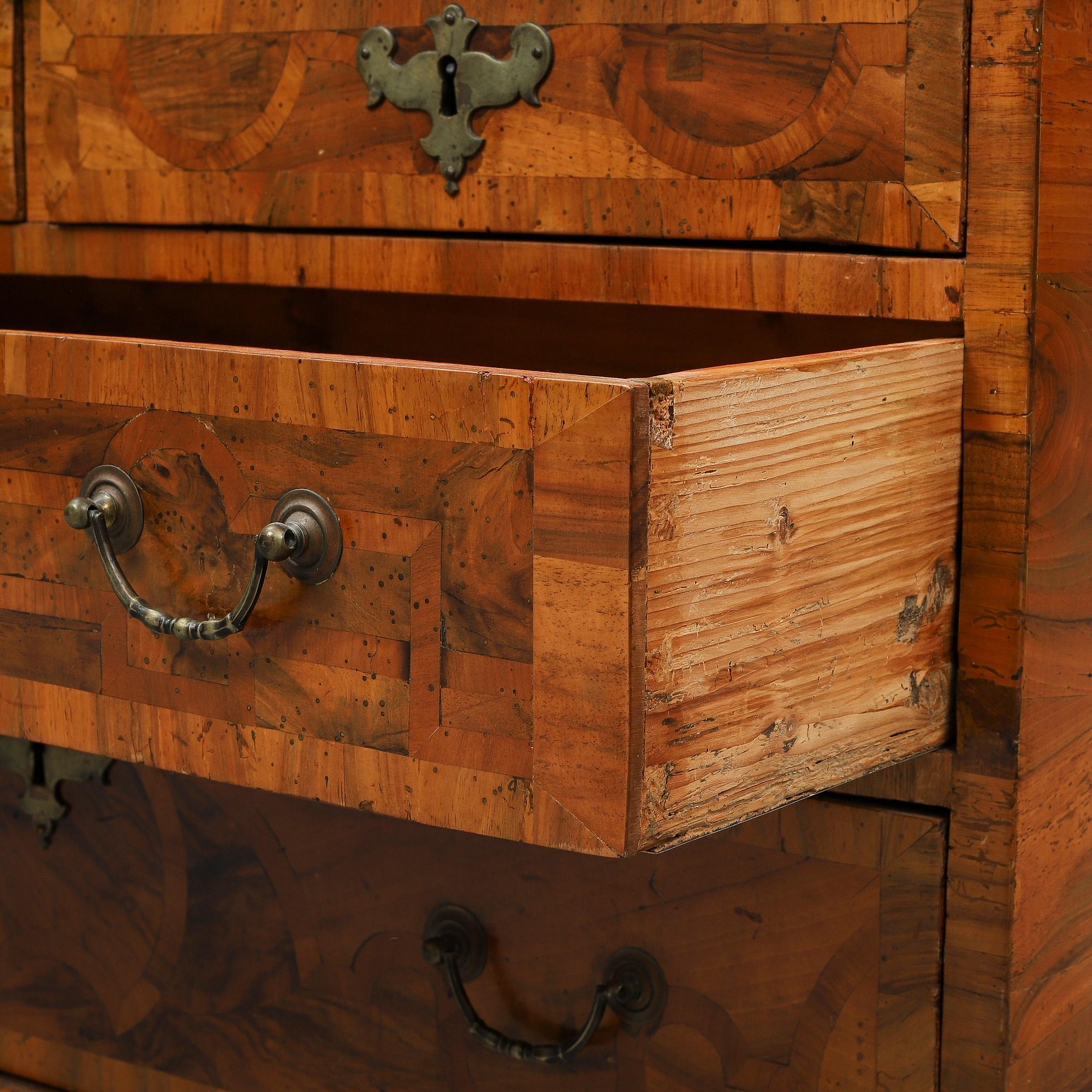 A veneered, barocque  writing cupbord.