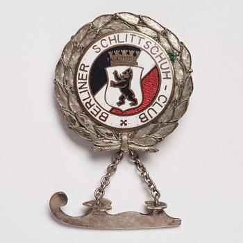 Klubbmärken, 12 st, Tyskland, Frankrike, Tjeckien, 1869 - 1936.