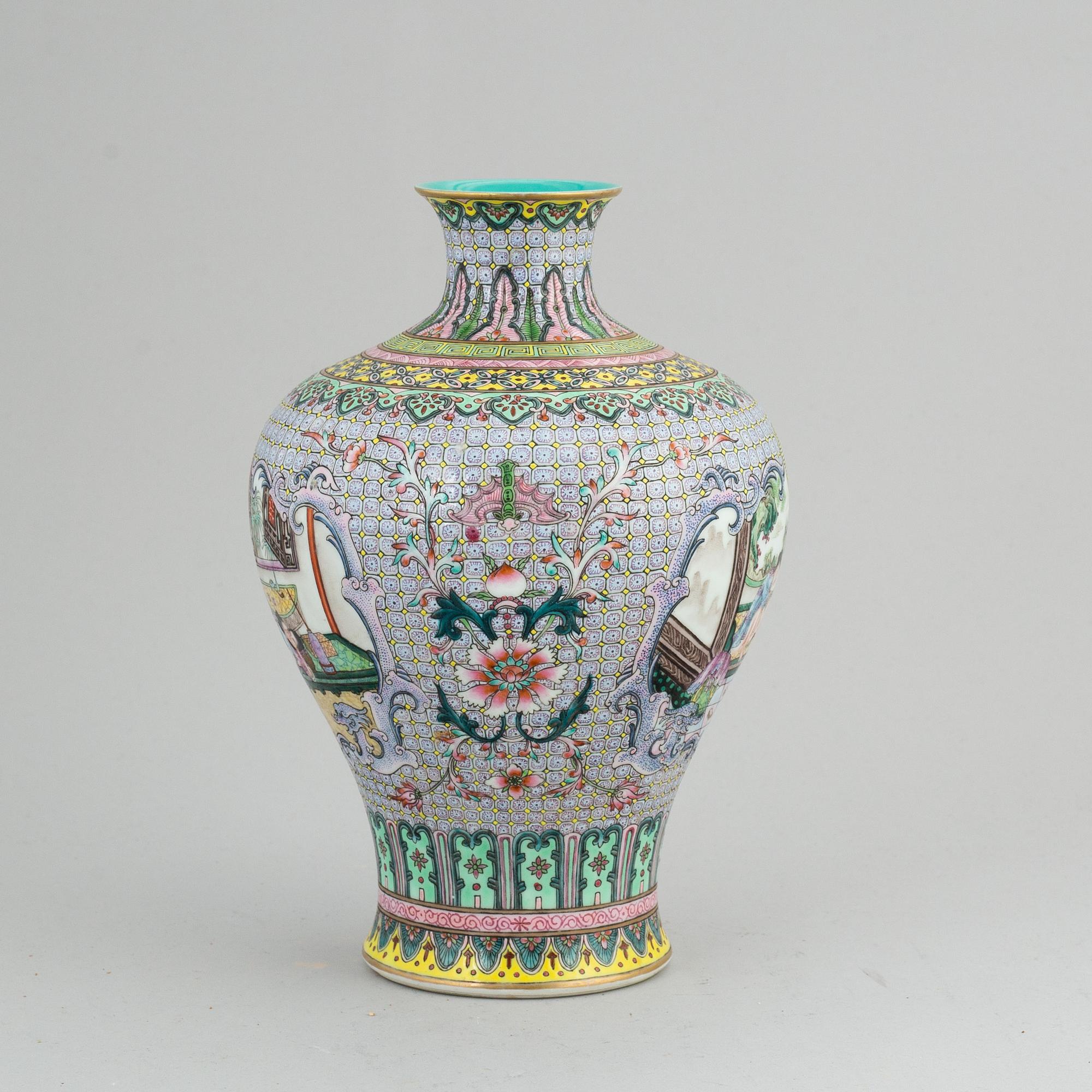 A Chinese famille rose meiping vase, 20th century.