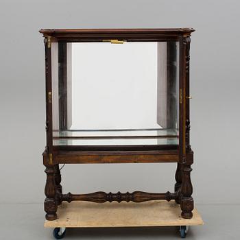 BARSKÅP, 1900-talets mitt.