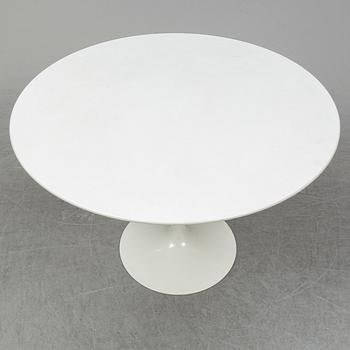 EERO SAARINEN,  Tulip table, Knoll.