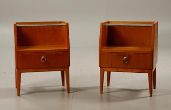 SÄNGBORD, ett par, 1900-tal.