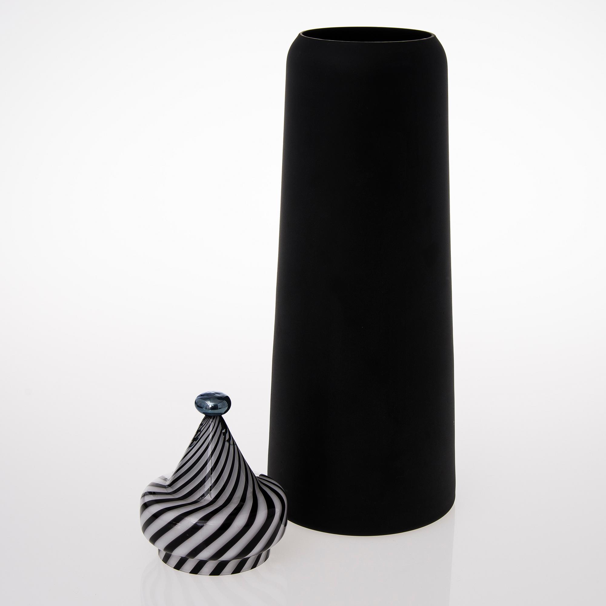 MARKKU SALO, glasskulptur, signerad Markku Salo, Nuutajärvi Notsjö 1988.