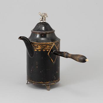 KAFFEKANNA, koppar, sengustaviansk, i O.F Richmans art, sannolikt Falun 1800-talets början.