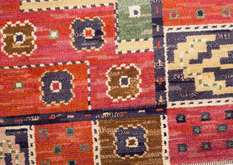 Märta Måås-Fjetterström, matto, "Tornet", knotted pile, ca 298-304,5 x 202,5-205,5 cm, signed AB MMF.