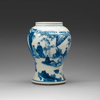 394. VAS, porslin. Qingdynastin, Kangxi (1662-1722).