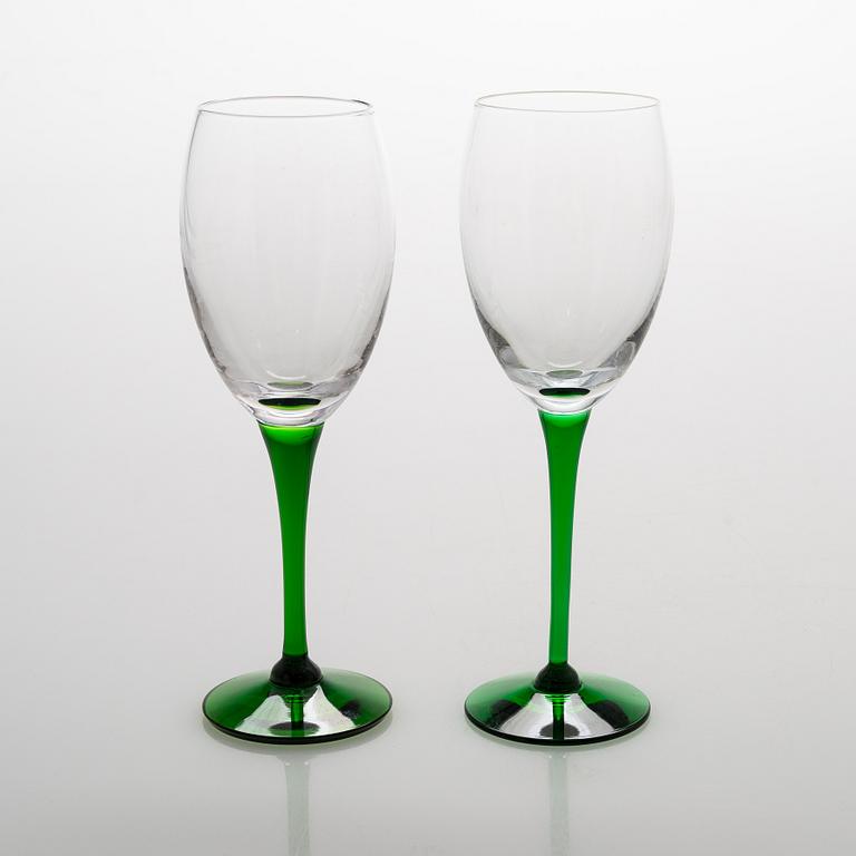 Saara Hopea, A 12-piece set of 'Traviata' wine glasses, Nuutajärvi, Finland.