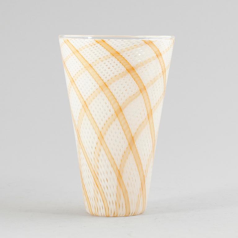 VAS, glas, möjligen Murano, 1900-tal.