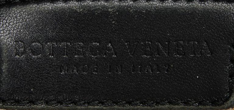 VÄSKA, Bottega Veneta.
