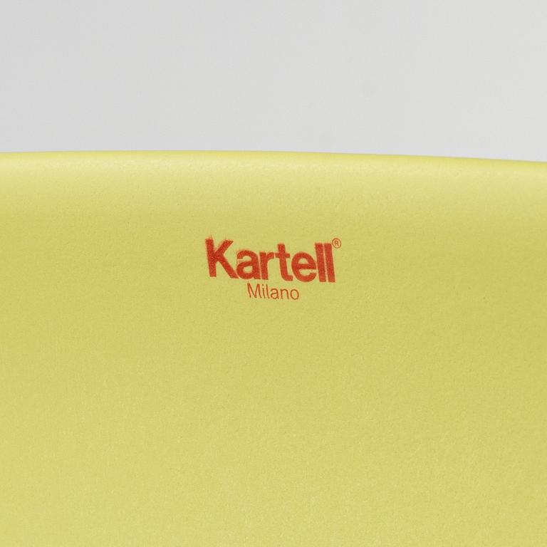 Philippe Starck, karmstolar, 4 st, "A.I. Chair", Kartell, Italien, formgiven 2019.