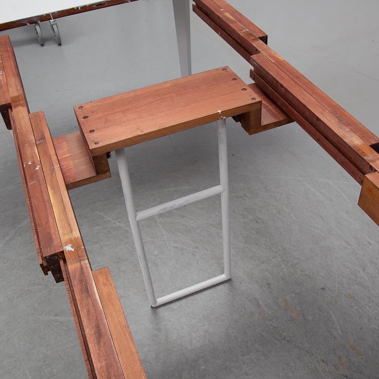 A mid 20th Century dinner table.