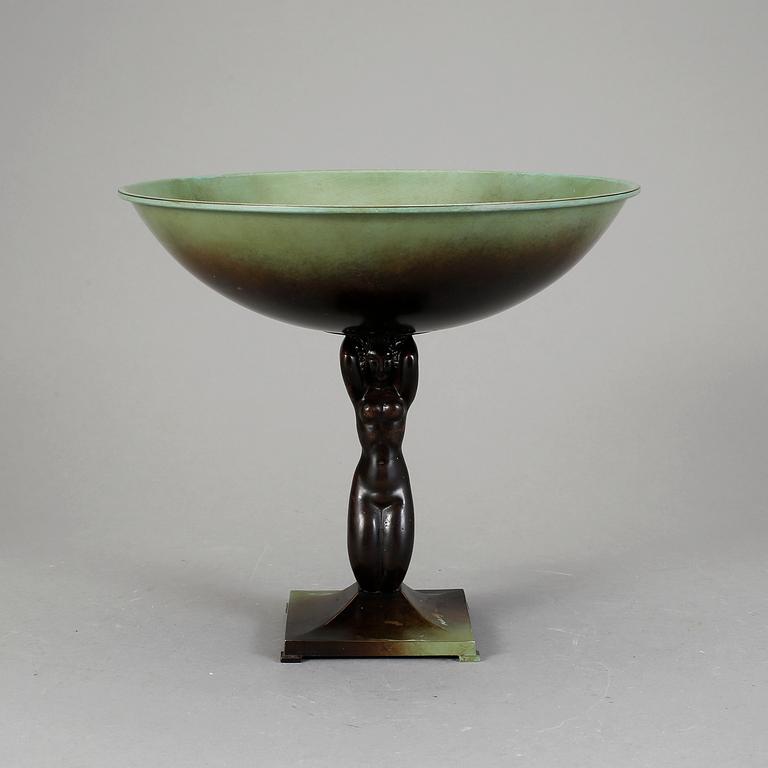 SKÅL PÅ FOT, patinerat brons, Ystad Brons, 1900-tal.