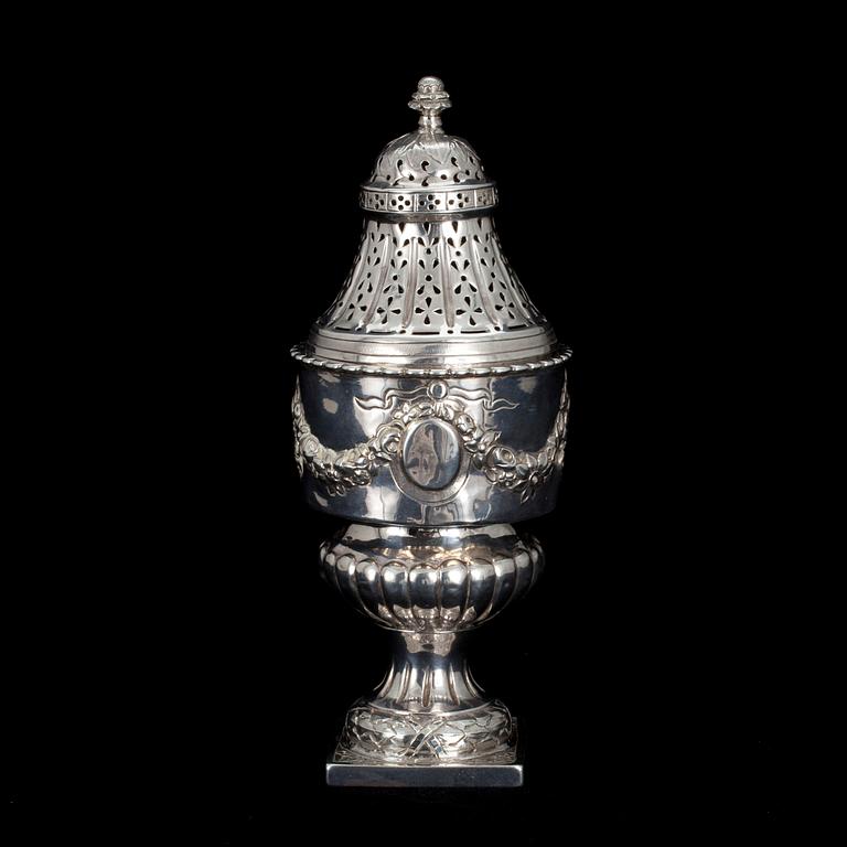 SOCKERRUSKA, silver, Mellaneuropa, 1700/1800-tal. Vikt ca 263 g.