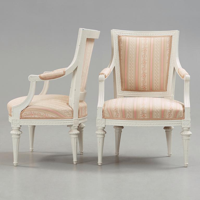 KARMSTOLAR, ett par. Gustavianska stockholmsarbeten, 1700-talets slut.