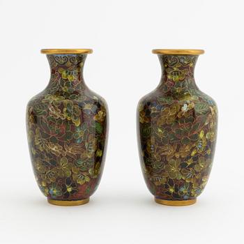 A pair of Japanese cloisonné vases, early 20th century.