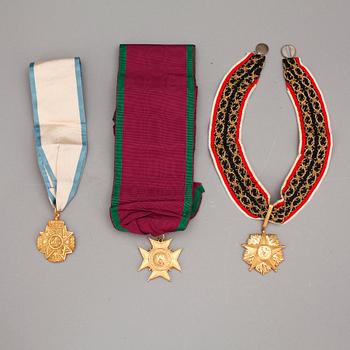 PARTI ORDNAR OCH MEDALJER, 18 stycken, bland annat Finska lejonorden, 1900-tal.