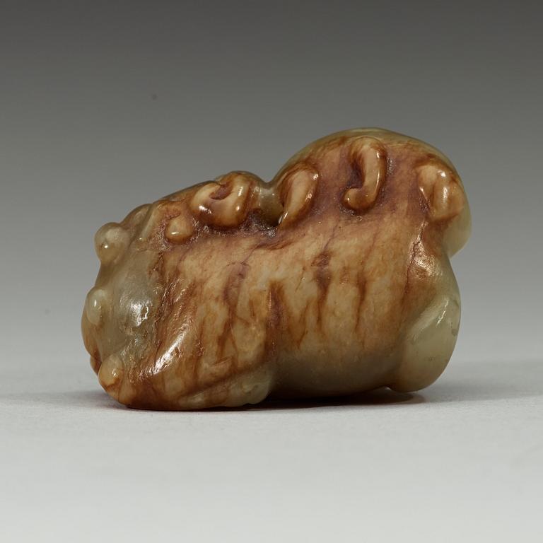 A jade mythological animal, presumably Qing dynasty (1644-1912).