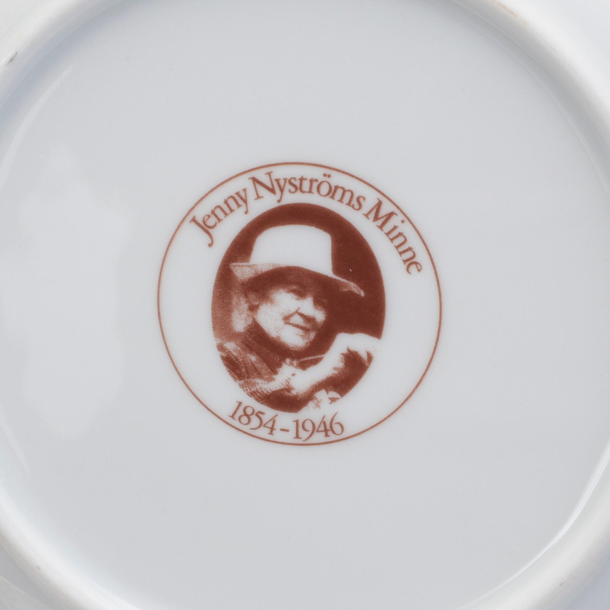 KAFFESERVIS, 24 delar, efter Jenny Nyström, utgiven av Kalmar Läns Museum, 1900-talets andra hälft.