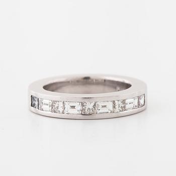 A princess- and baguette-cut diamond ring.