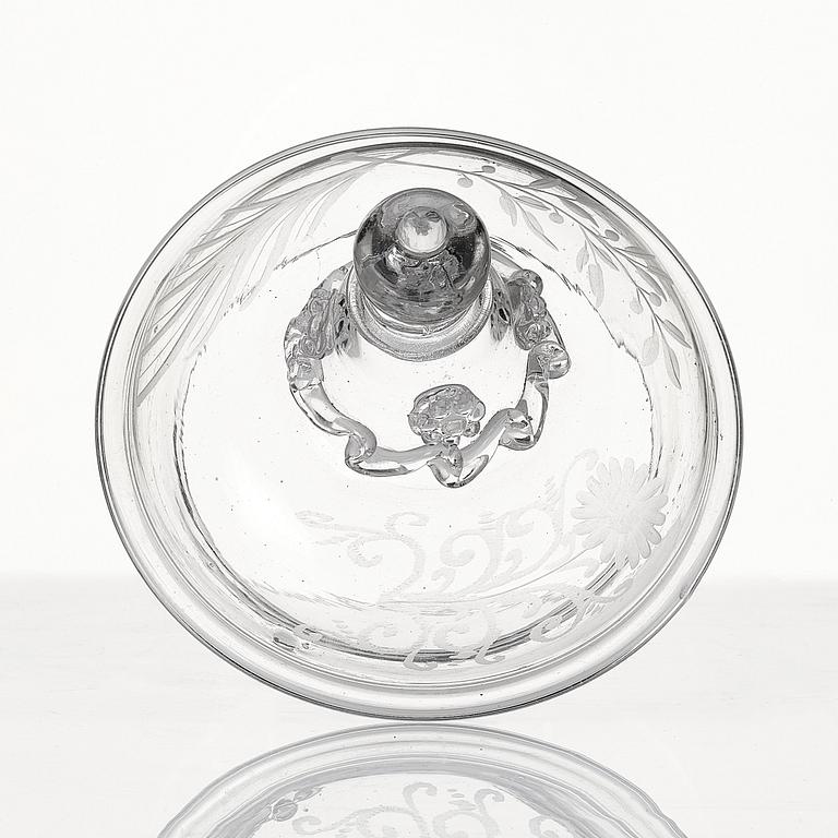 A lidded and engraved roemer from Kungsholms glasbruk, first part of the 18th century.