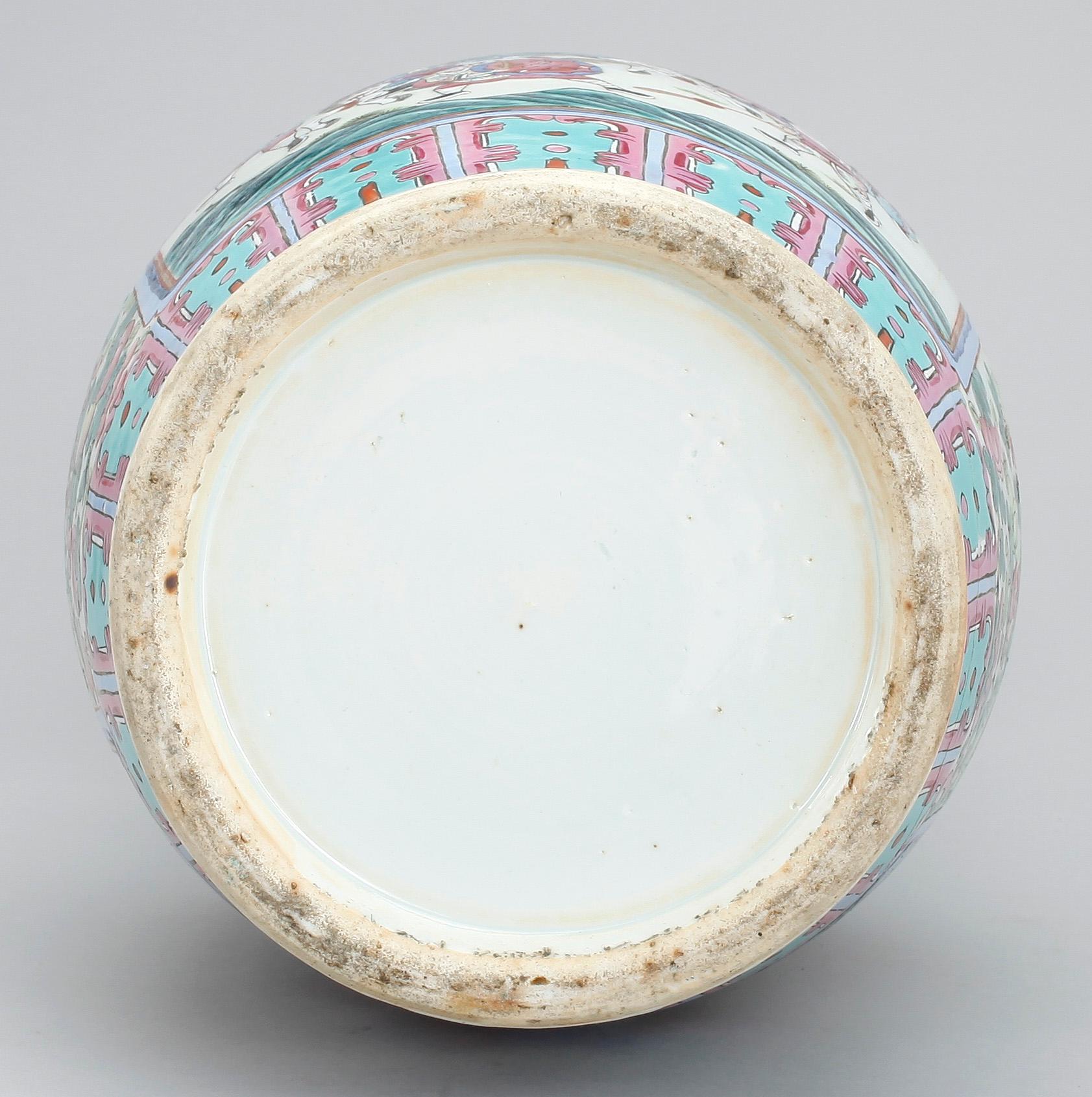 VAS, porslin, Kina 1800-tal.