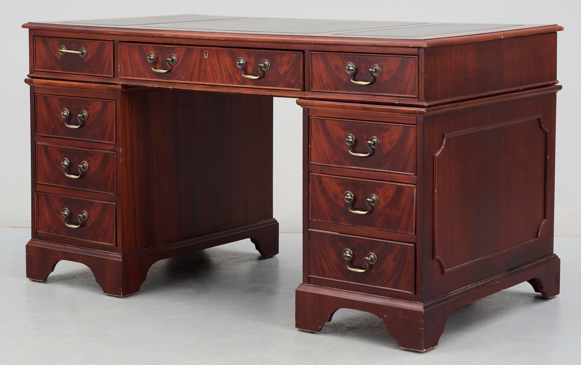 SKRIVBORD, England, 1900-tal.