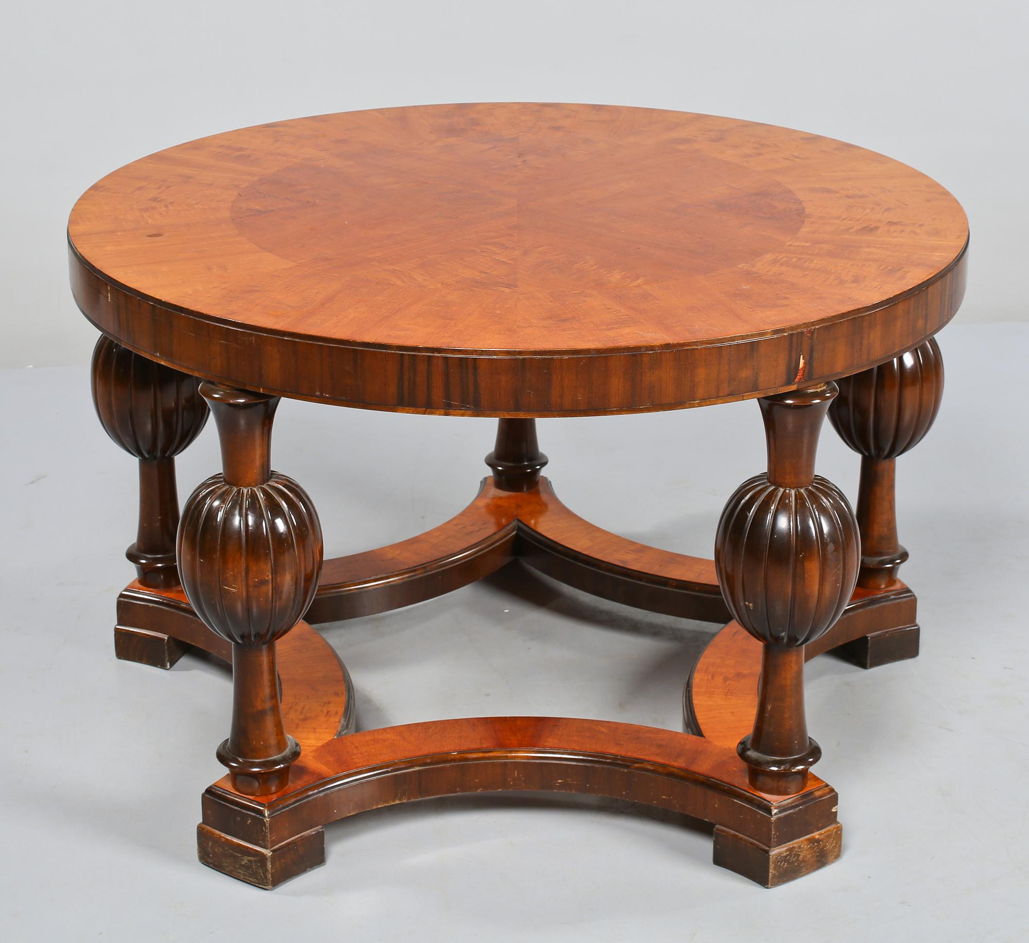 SALONGSBORD, art déco, 1900-talets första hälft.