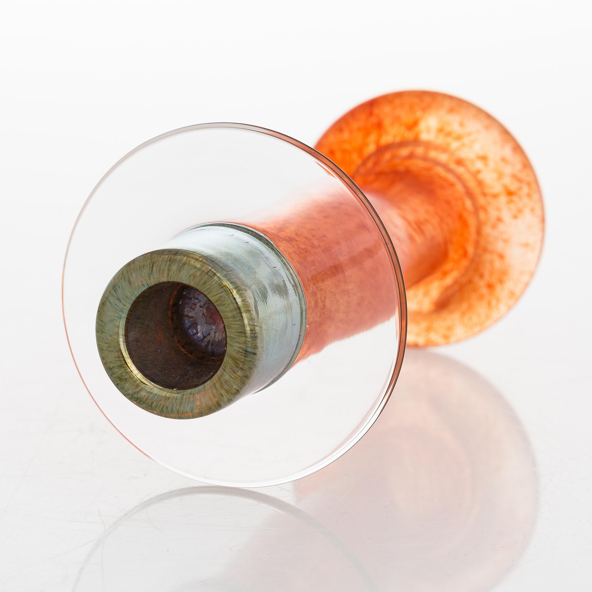 OIVA TOIKKA, a candlestick signed Oiva Toikka Nuutajärvi Notsjö.