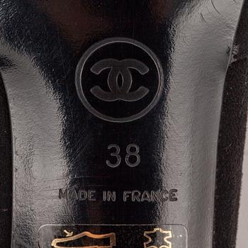 CHANEL, a pair of black suede sandals. Size 38.