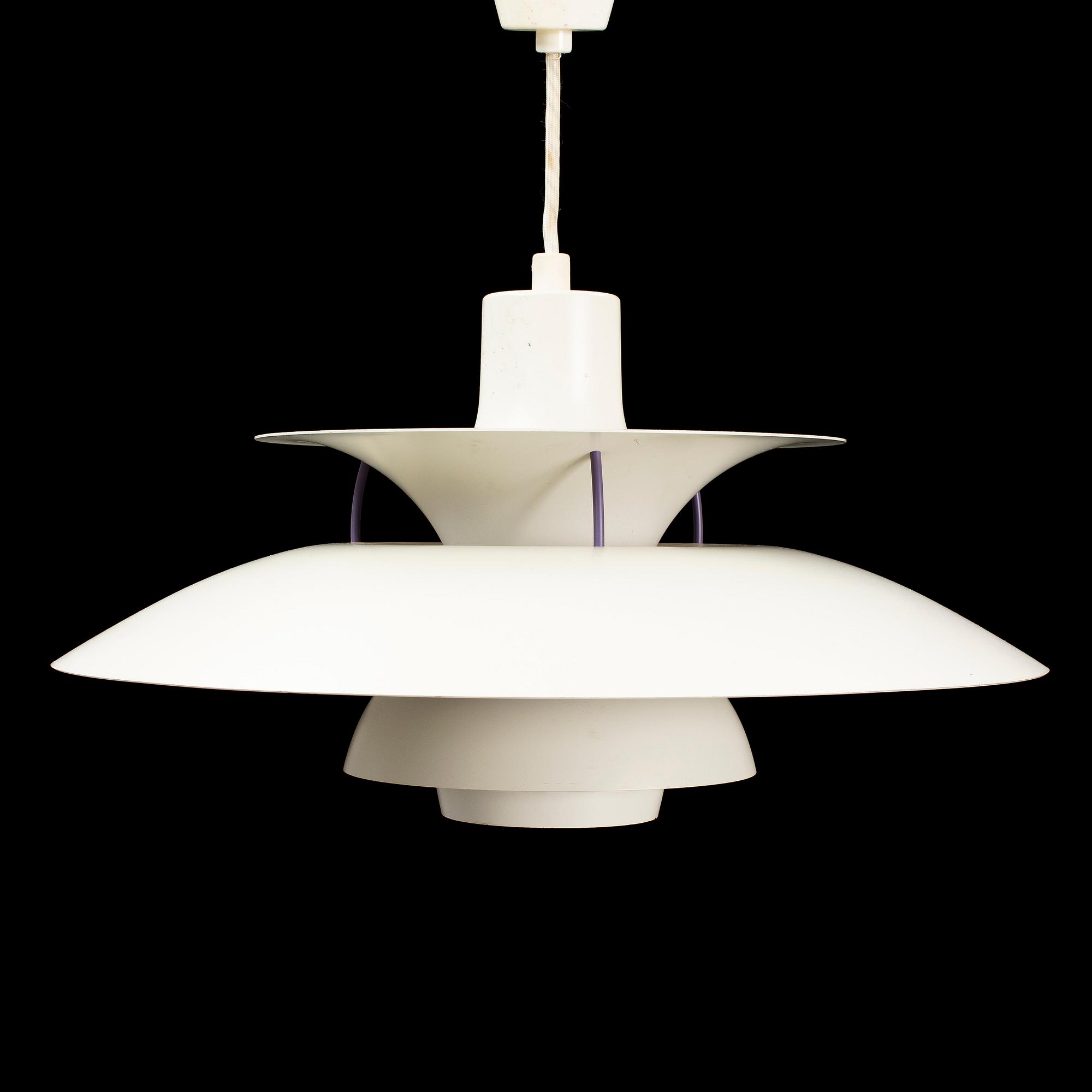 POUL HENNINGSEN, taklampa, "PH- 5", Louis Poulsen, Danmark, 1900-talets andra hälft.