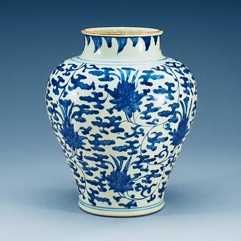 1785. A blue and white Transitional jar, 17th Century.
