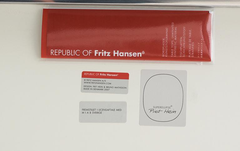 MATSALSBORD, "Superellips", Piet Hein och Bruno Mathsson, Fritz Hansen, i licens med MIAB, Danmark.