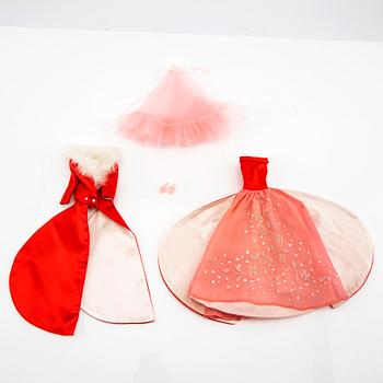 Barbie clothes 4 sets, vintage including "On The Avenue" Mattel 1965 and "Magnificence" Mattel 1965.