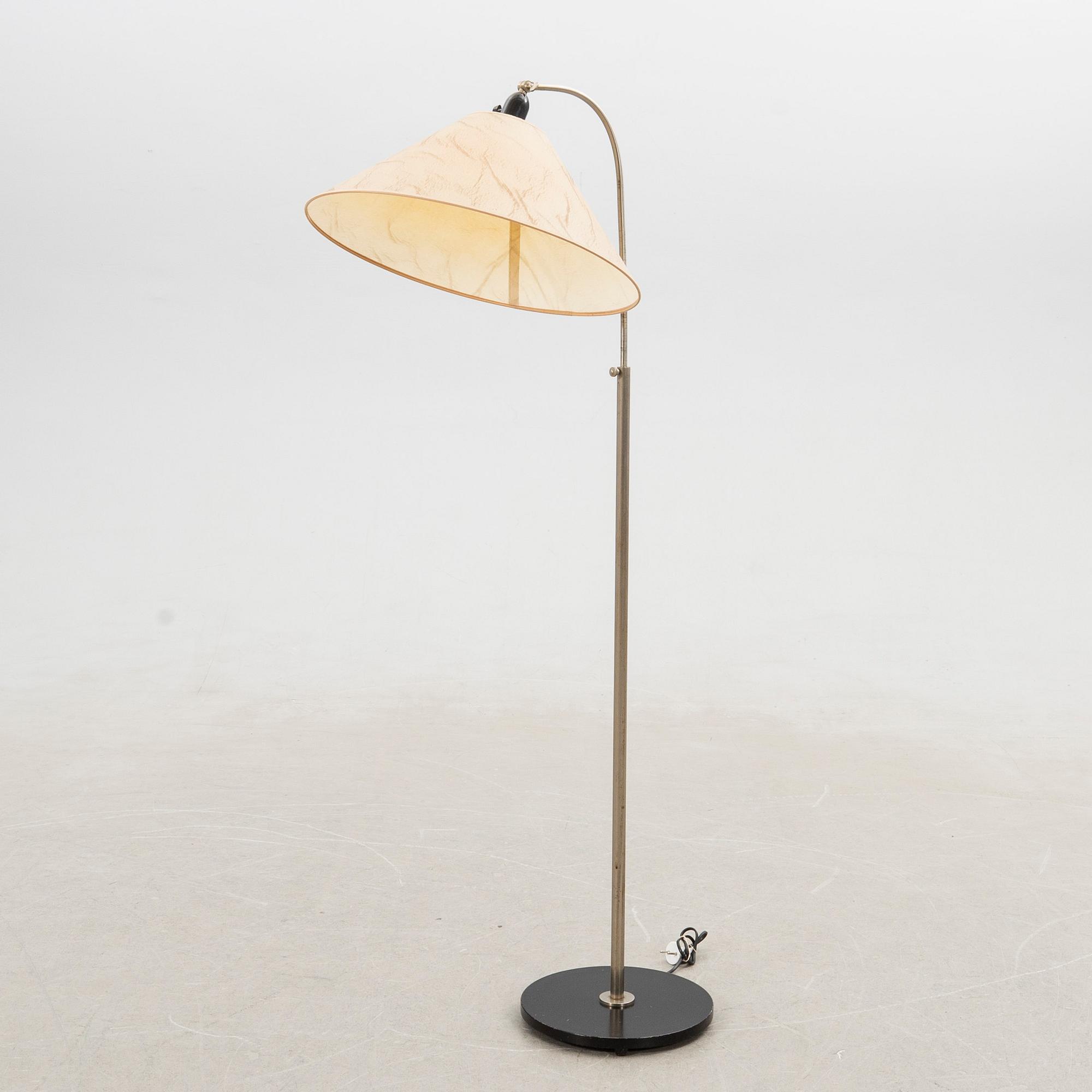 Harald Notini, golvlampa, modell "15028", Arvid Böhlmarks Lampfabrik, 1940-tal.