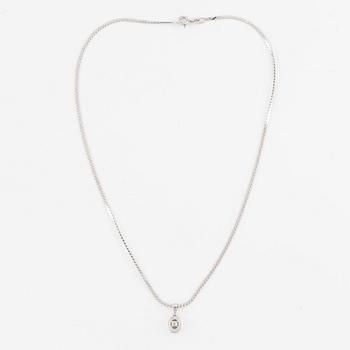 Pendant, 18K white gold with small diamond, with chain 18K white gold.