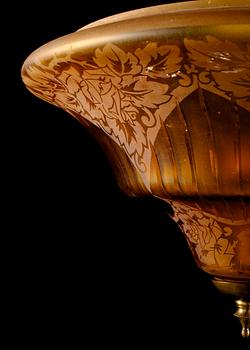 TAKLAMPA, 1900-talets andra kvartal. Höjd ca 28 cm.