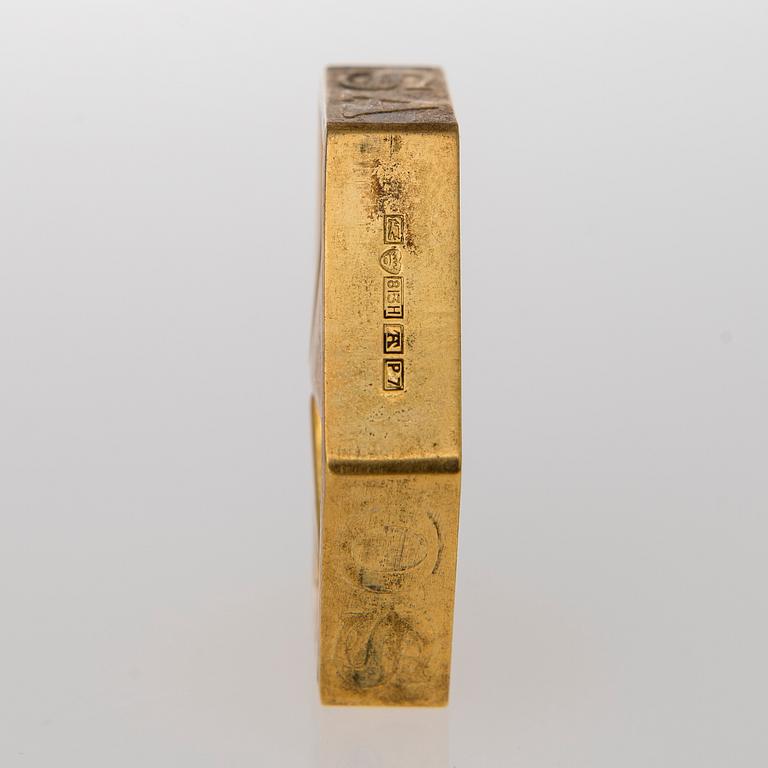 MITALI, design Eero Aarnio, kullattua hopeaa. Kultateollisuus 1968.