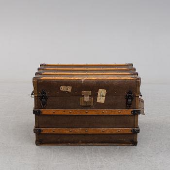 An early 20th century trunk.