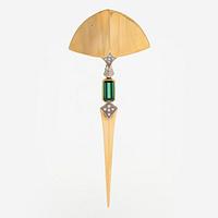 Brooch / pendant, green tourmaline, brilliant-cut diamonds, 18K gold, Switzerland.