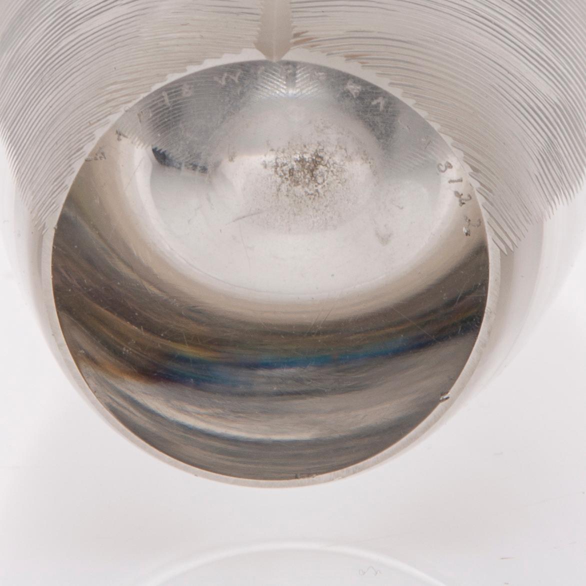 KONSTGLAS, 2 st, sign. Tapio Wirkkala 3122 respektive Iittala -55.