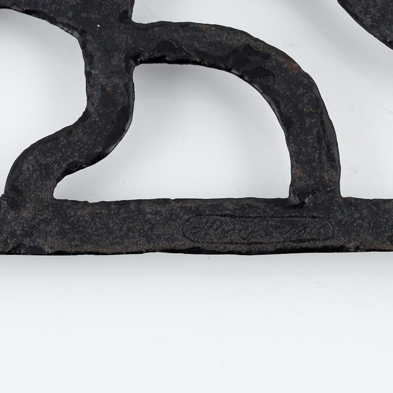 Olle Hermansson, a cast iron fire screen, Husqvarna.