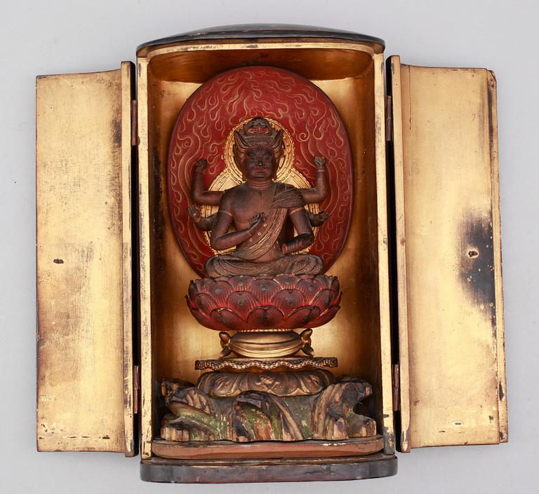 FIGUR, bemålat trä, Japan, Meiji 1868-1912.