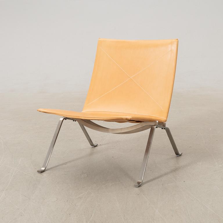 Poul Kjaerholm, fåtölj, "PK22" för Fritz Hansen Danmark 2017.