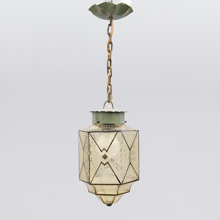 HALLYKTA, 1920/30-tal. Höjd ca 26 cm.