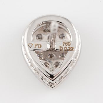 Drop-shaped earrings with brilliant-cut diamonds.