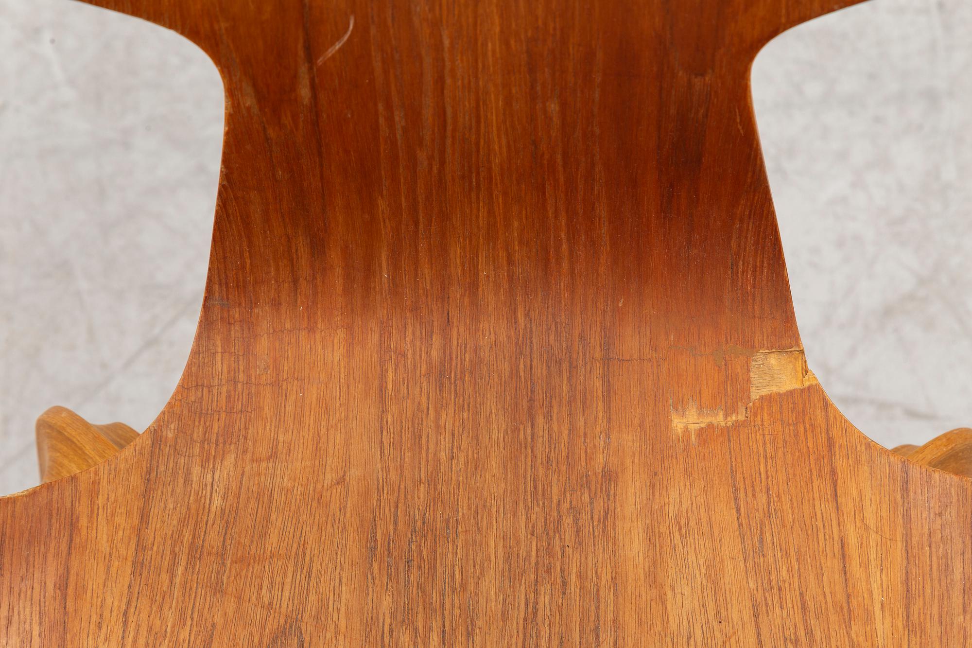 Arne Jacobsen, stolar, 6 st, "Grand Prix", Fritz Hansen, Danmark, 1950-tal.