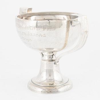 A silver cup, William Neale & Son Ltd, Birmingham, England, 1912.