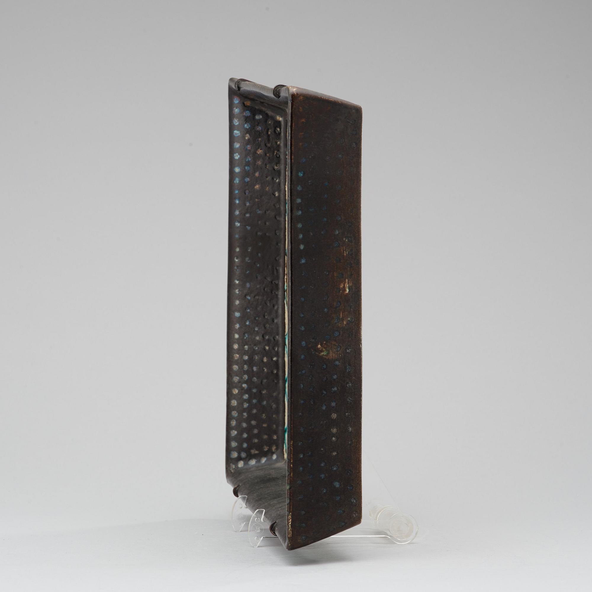 A Birger Kaipiainen ceramic dish, Rörstrand 1950's.